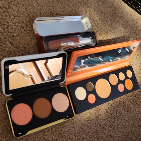 Makeup Revolution Other - Make up revolution make up bundle new